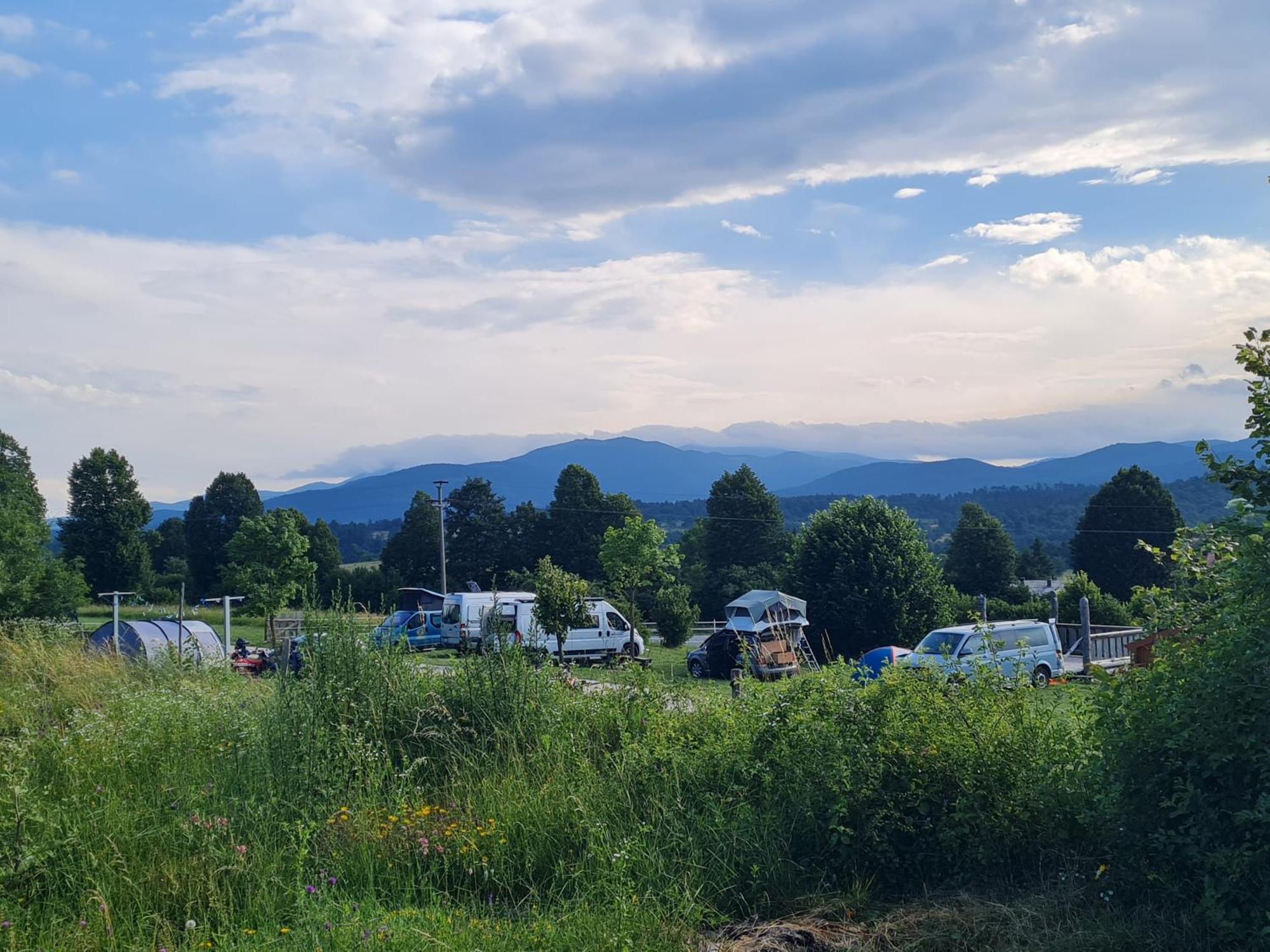 מלון פיבקה Camp The Sunrise Hill מראה חיצוני תמונה